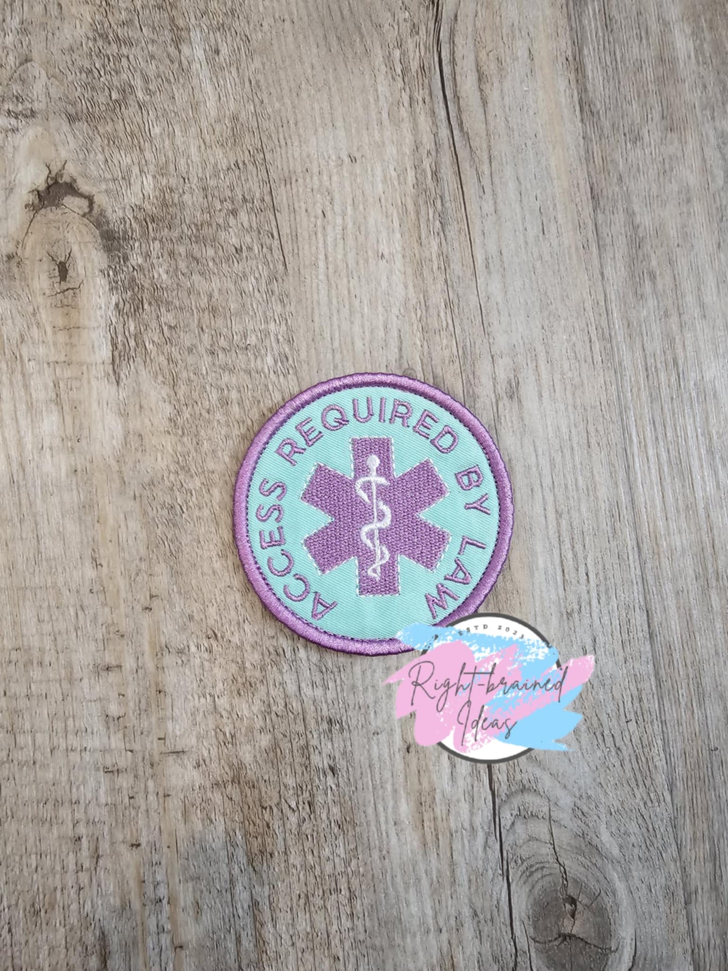 Service Dog Ignore Me In Training Lavender on Seafoam Twill Grow With Them Six-piece Set