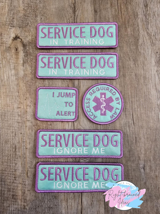 Service Dog Ignore Me In Training Lavender on Seafoam Twill Grow With Them Six-piece Set