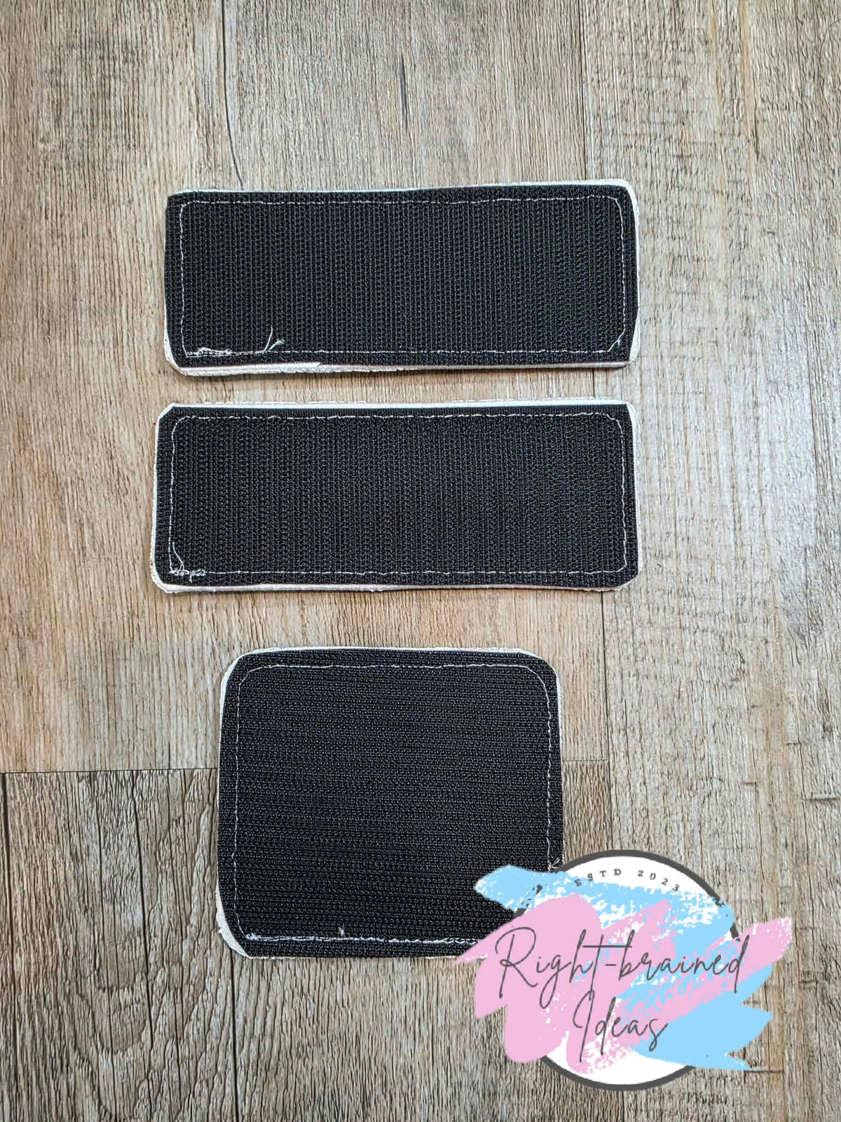 Peppermint Inspired Fun Size Service Dog Red And Green On Sparkle White Vinyl Three-piece Patch Set